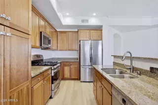 Photo #5: 7018152 Listing 