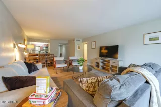 Photo #1: 7018200 Listing 