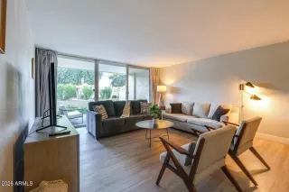 Photo #3: 7018200 Listing 