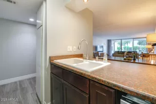 Photo #6: 7018200 Listing 