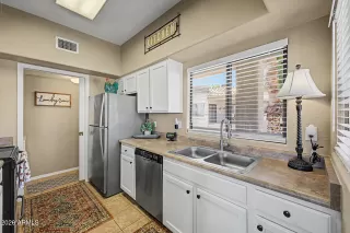 Photo #3: 7018349 Listing 