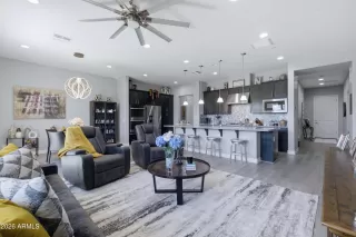 Photo #4: 7018449 Listing 