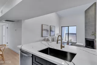 Photo #6: 7018486 Listing 