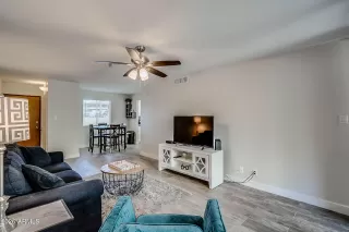 Photo #4: 7018555 Listing 