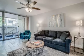 Photo #6: 7018555 Listing 