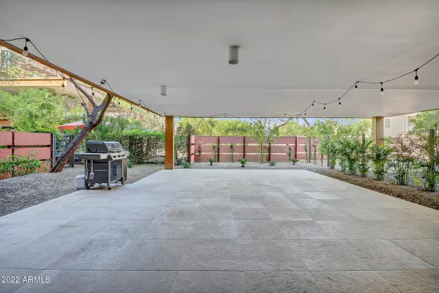 MLS: 7018686 Condo For Sale