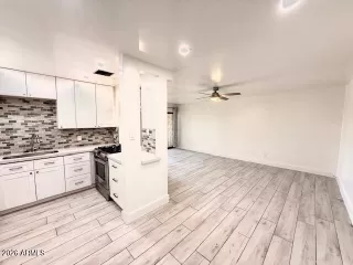 Photo #4: 7018753 Listing 