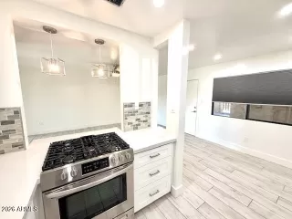 Photo #6: 7018753 Listing 