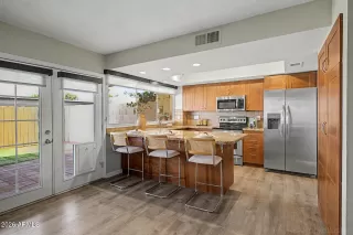 Photo #4: 7018758 Listing 