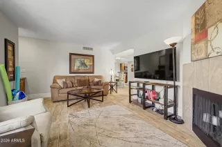 Photo #5: 7019060 Listing 