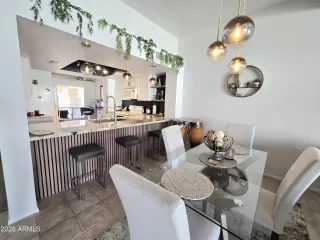 Photo #6: 7019071 Listing 