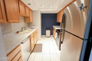 Photo #5: 7019093 Listing 