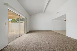 Photo #4: 7019127 Listing 