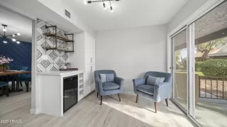 Photo #4: 7019129 Listing 