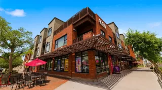 Photo #3: 7019177 Listing 