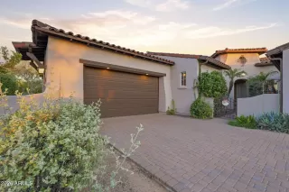 Photo #1: 7019179 Listing 