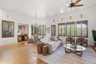 Photo #4: 7019179 Listing 