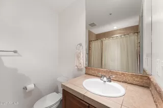 Photo #5: 7019403 Listing 