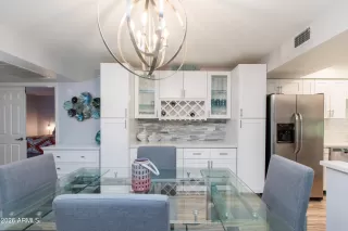 Photo #4: 7019632 Listing 