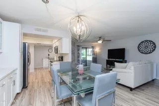 Photo #5: 7019632 Listing 