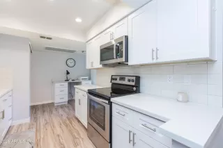 Photo #6: 7019632 Listing 