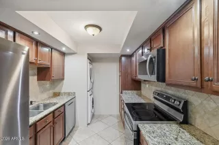 Photo #6: 7019856 Listing 