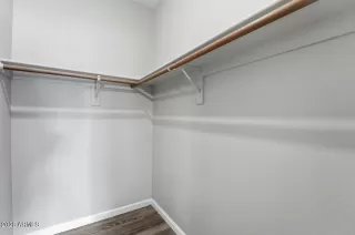 Photo #6: 7019940 Listing 