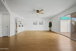 Photo #6: 7020135 Listing 