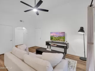 Photo #4: 7020180 Listing 