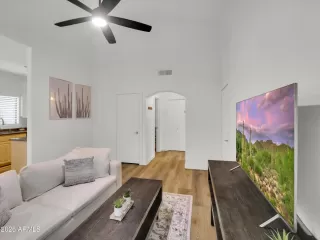 Photo #6: 7020180 Listing 