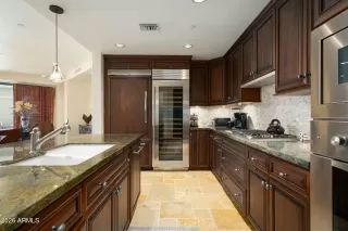 Photo #3: 7020500 Listing 