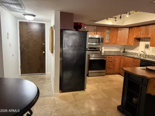 Photo #6: 7020727 Listing 