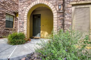 Photo #1: 7020732 Listing 