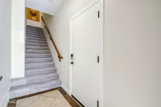 Photo #2: 7020732 Listing 