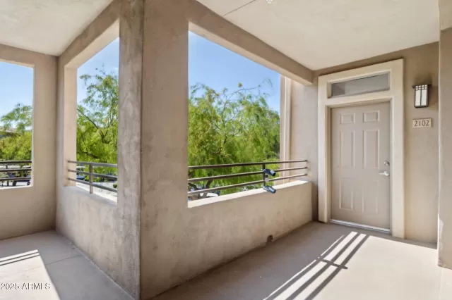 MLS: 7020977 Condo For Sale