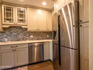 Photo #4: 7021023 Listing 