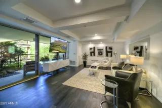 Photo #1: 7021063 Listing 