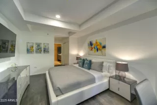 Photo #5: 7021063 Listing 