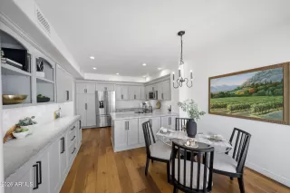 Photo #6: 7021102 Listing 