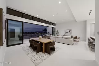 Photo #1: 7021316 Listing 