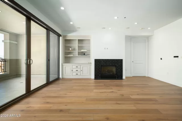 MLS: 7021433 Condo For Sale