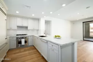 Photo #3: 7021433 Listing 