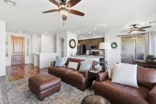 Photo #1: 7021654 Listing 