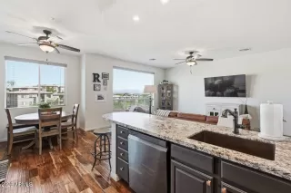Photo #3: 7021654 Listing 