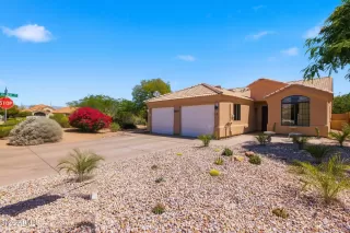 Photo #1: 7021720 Listing