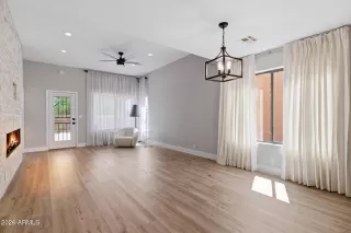 Photo #3: 7021720 Listing