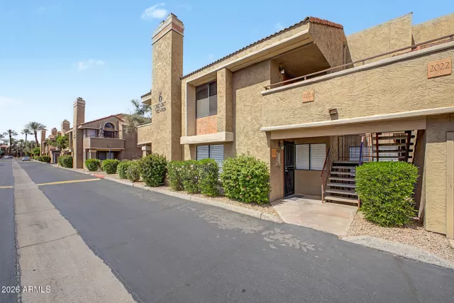 MLS: 7021748 Condo For Sale