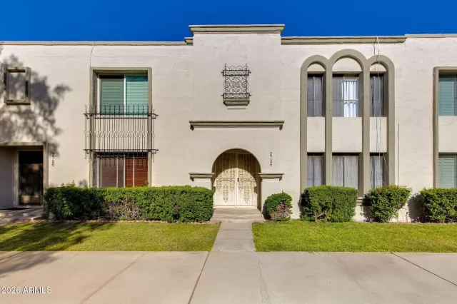 MLS: 7021934 Condo For Sale