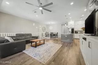 Photo #5: 7021935 Listing 