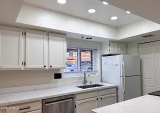 Photo #1: 7022119 Listing 